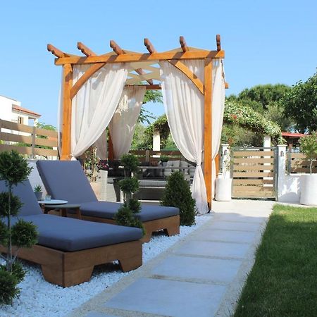 Azure Bliss Suites Nikiti  Ngoại thất bức ảnh
