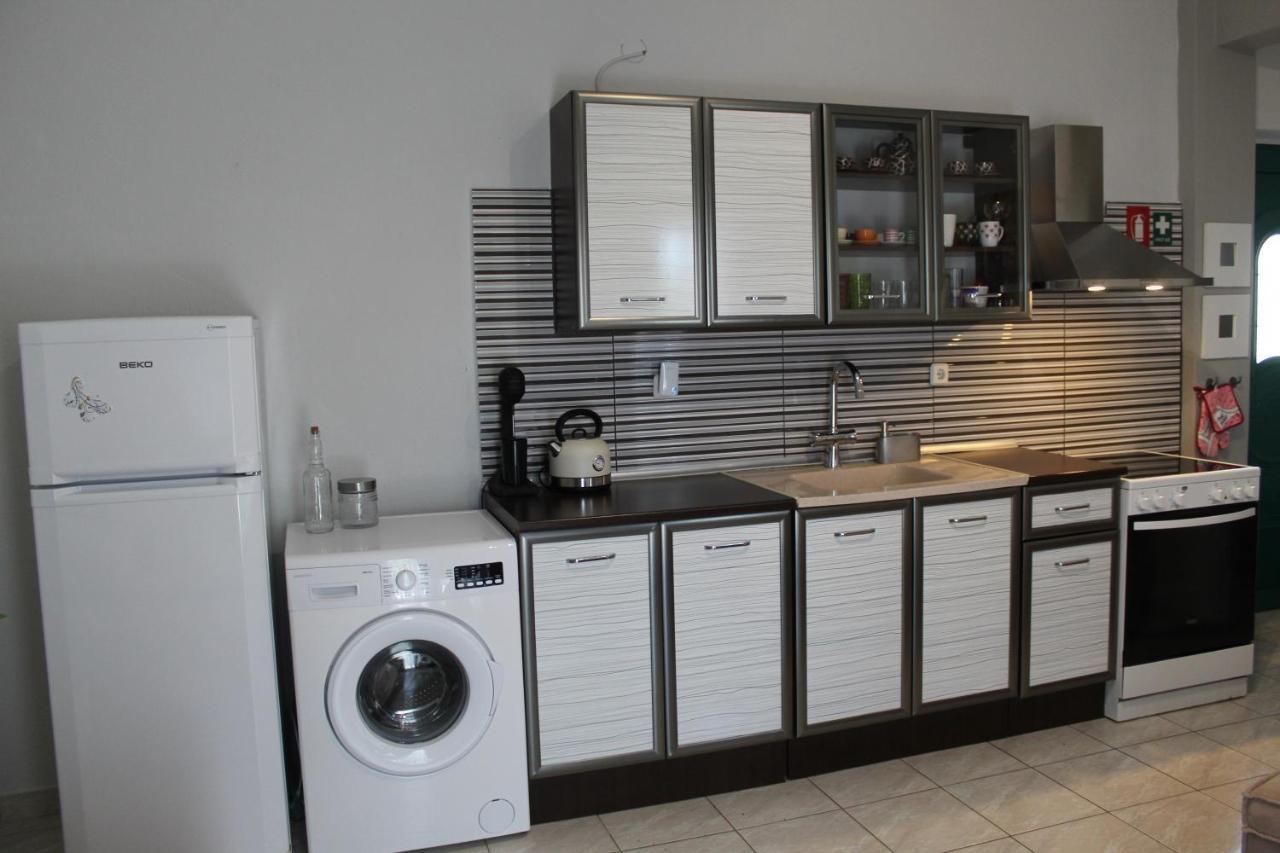 Azure Bliss Suites Nikiti  Ngoại thất bức ảnh