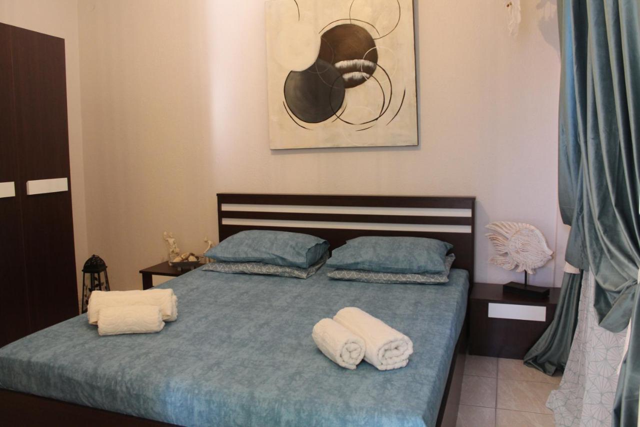 Azure Bliss Suites Nikiti  Ngoại thất bức ảnh
