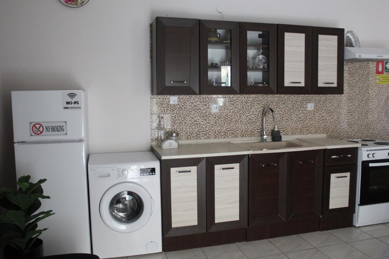 Azure Bliss Suites Nikiti  Ngoại thất bức ảnh